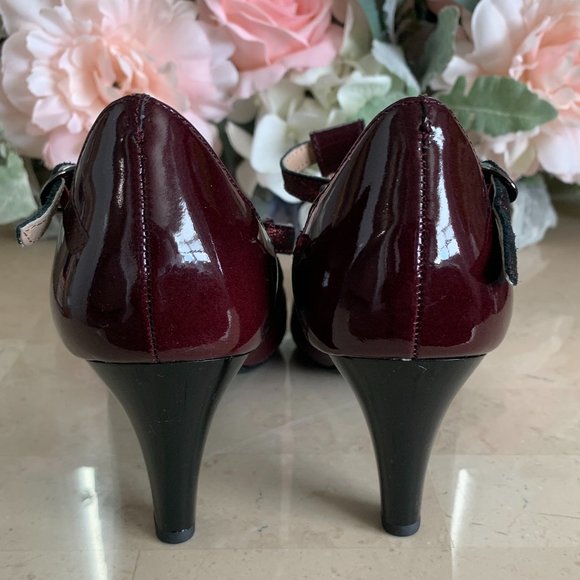 Sz 38 Sweet Burgundy T-strap Heels BNIB - Picture 5 of 8